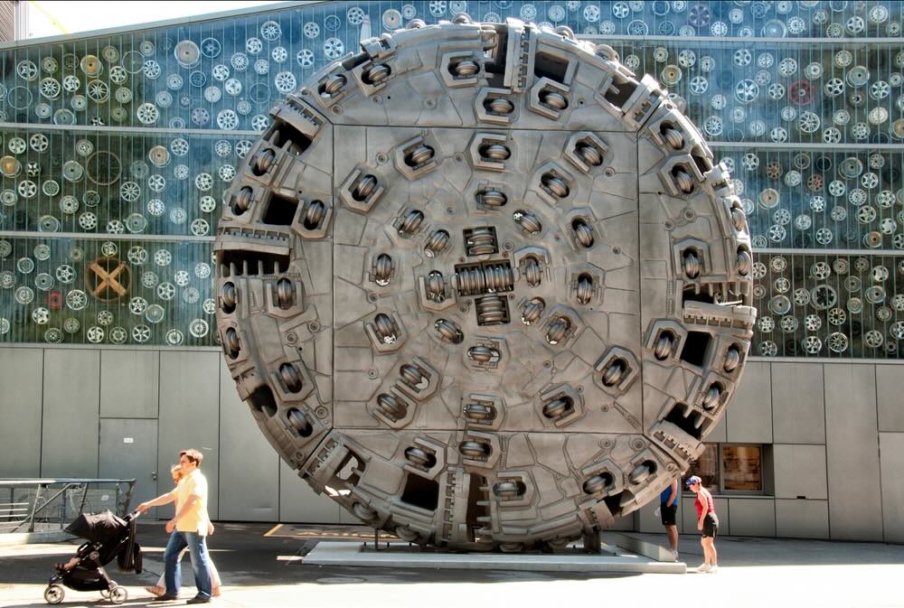 The constructional importance of TBM disc cutter performance for tunnelling efficiency